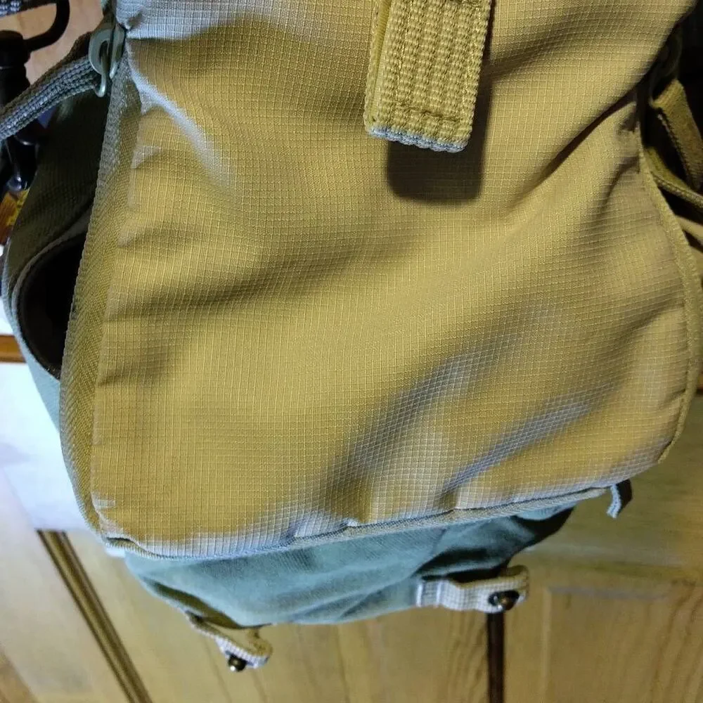 National Geographic NG 2343 Collection Camera Shoulder Bag NWT
